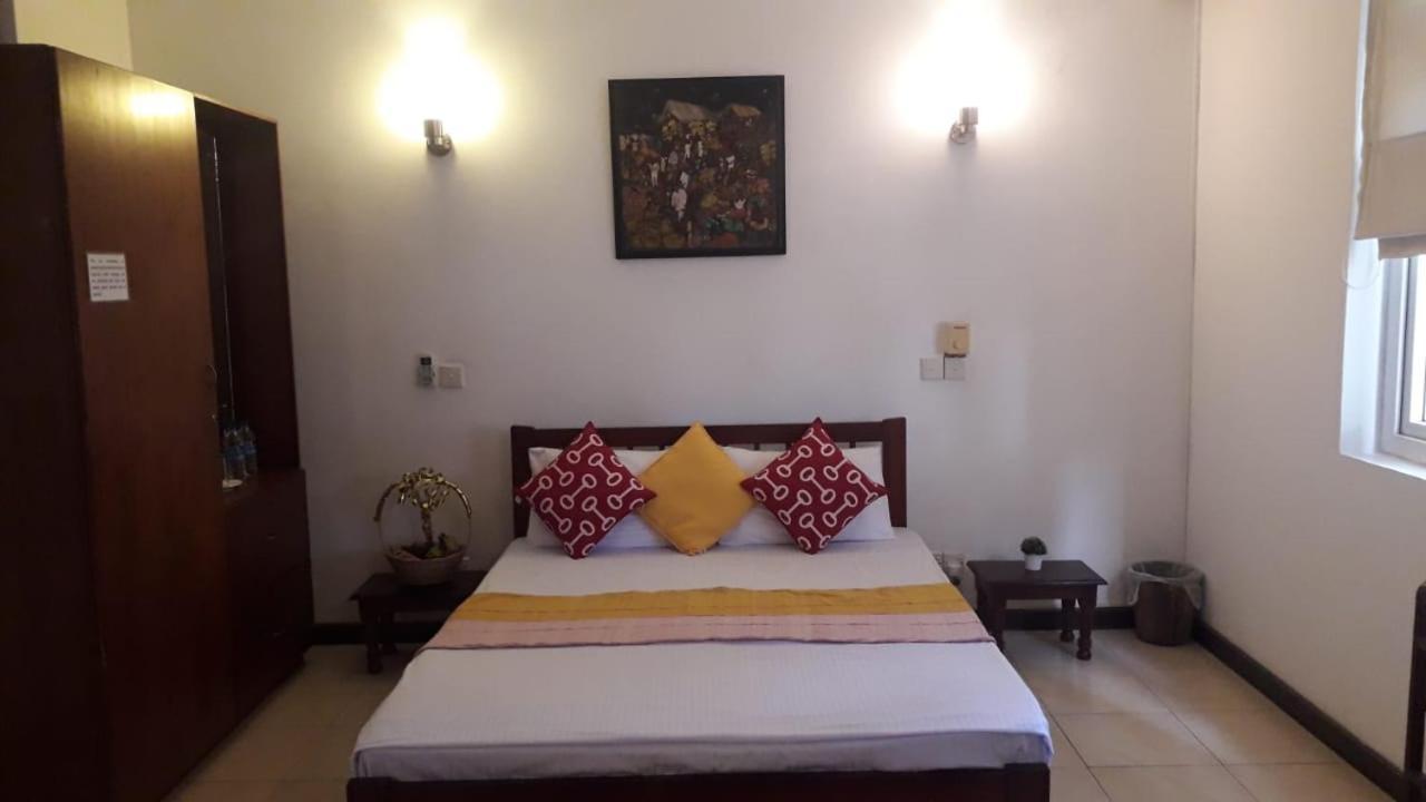 Chelsea Villa Bnb Коломбо Екстер'єр фото